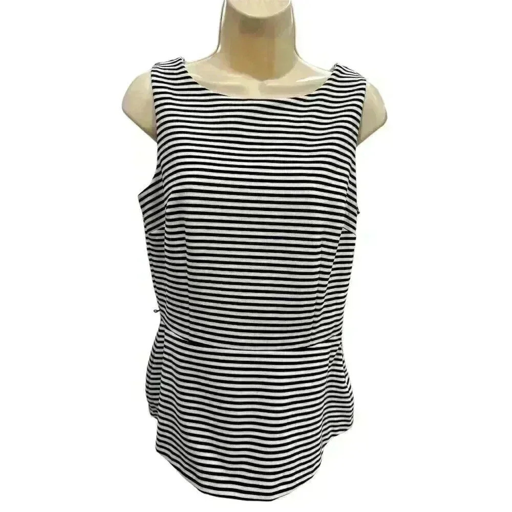 - White House Black Market black and white striped , Used in good conditio…